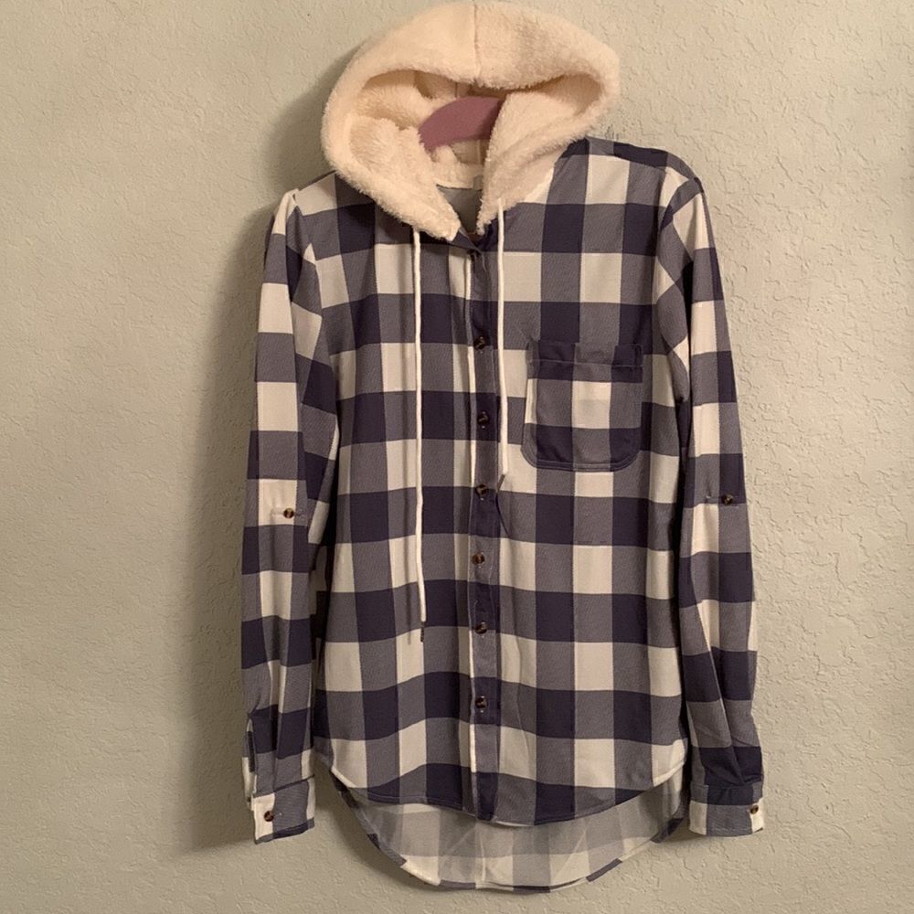 Love Potion Plaid Long Sleeve Shirt With Sherpa Hood Size M